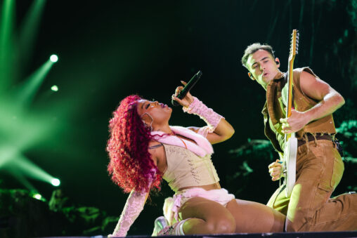 SZA during the GNX tour with her guitarist.